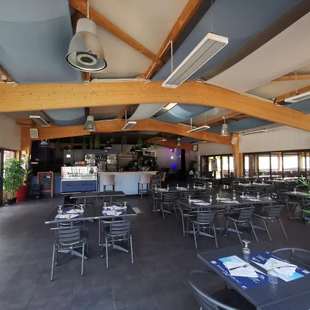 H147-mobilhome Cosy 2 4 Personnes 5 Etoiles Holiday park