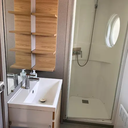 H147-mobilhome Cosy 2 4 Personnes 5 Etoiles 假日公园 *