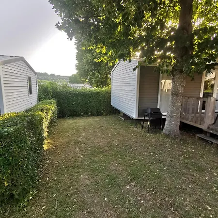 H147-mobilhome Cosy 2 4 Personnes 5 Etoiles